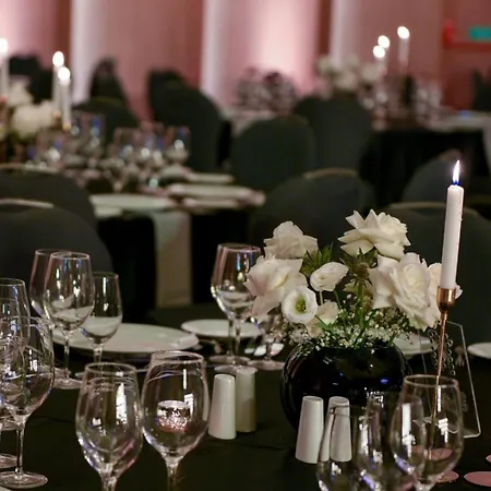 فندق Hilton Garden