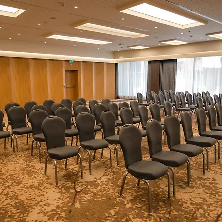 Ξενοδοχείο Hilton Garden