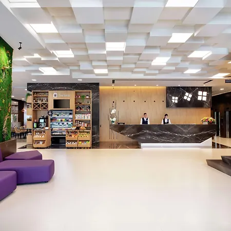 Ξενοδοχείο Hilton Garden