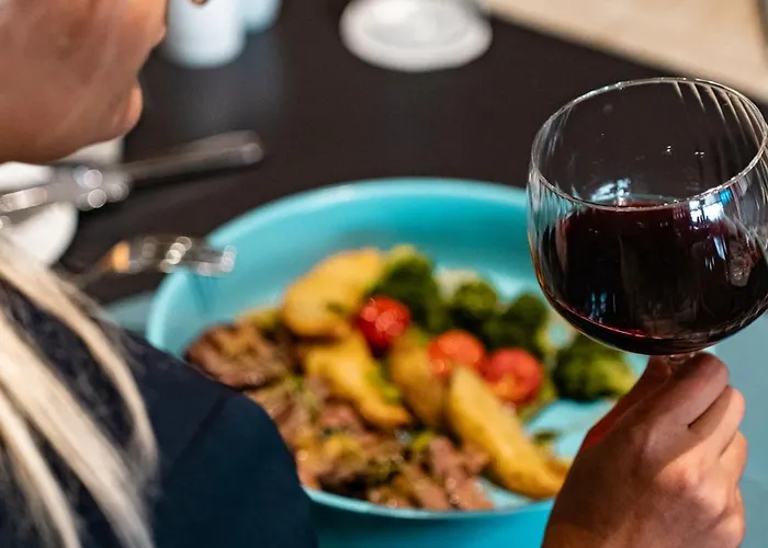 Hilton Garden Hotel 4*