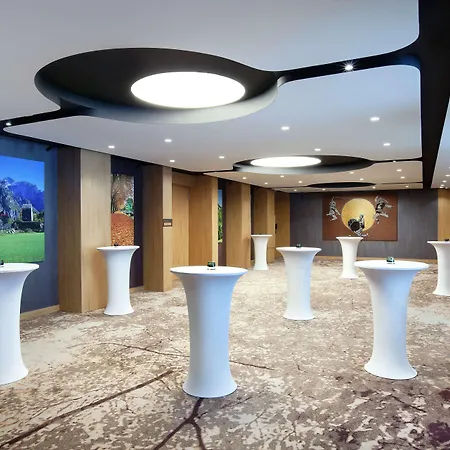 Hilton Garden Τίρανα