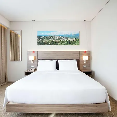 Ξενοδοχείο Hilton Garden
