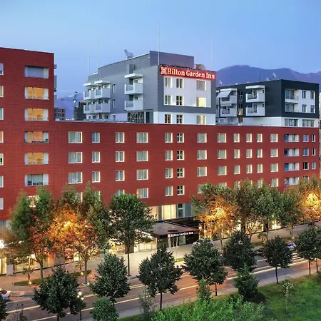 Hilton Garden فندق 4*