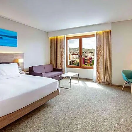 Hilton Garden Hotel 4*