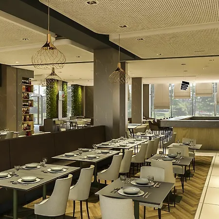 Hilton Garden Τίρανα
