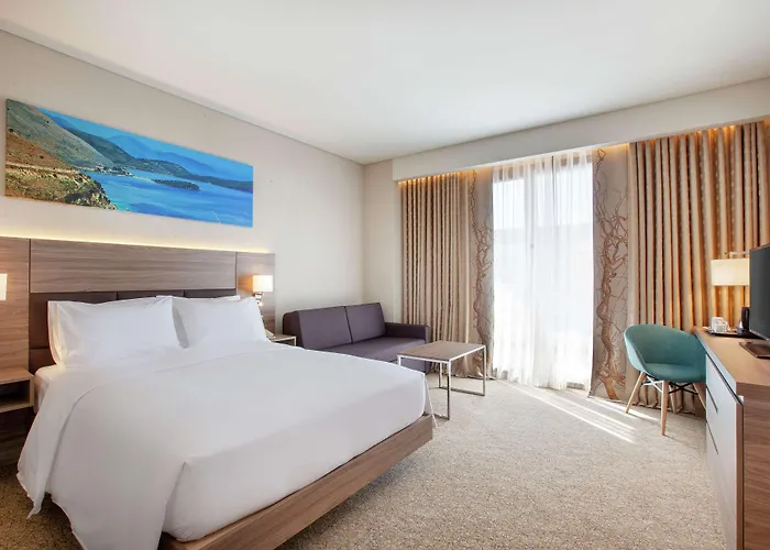Hilton Garden 4* Tirana