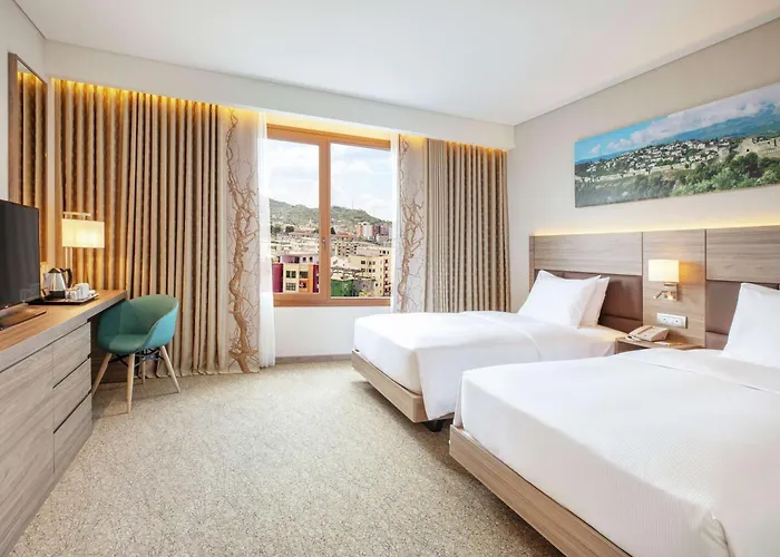 Hilton Garden تيرانا