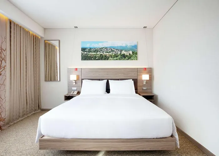 فندق Hilton Garden