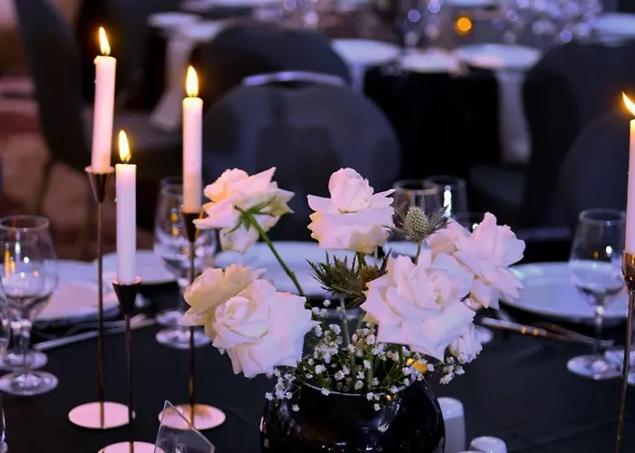 Hilton Garden Отель Тирана