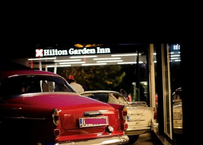 Hilton Garden فندق